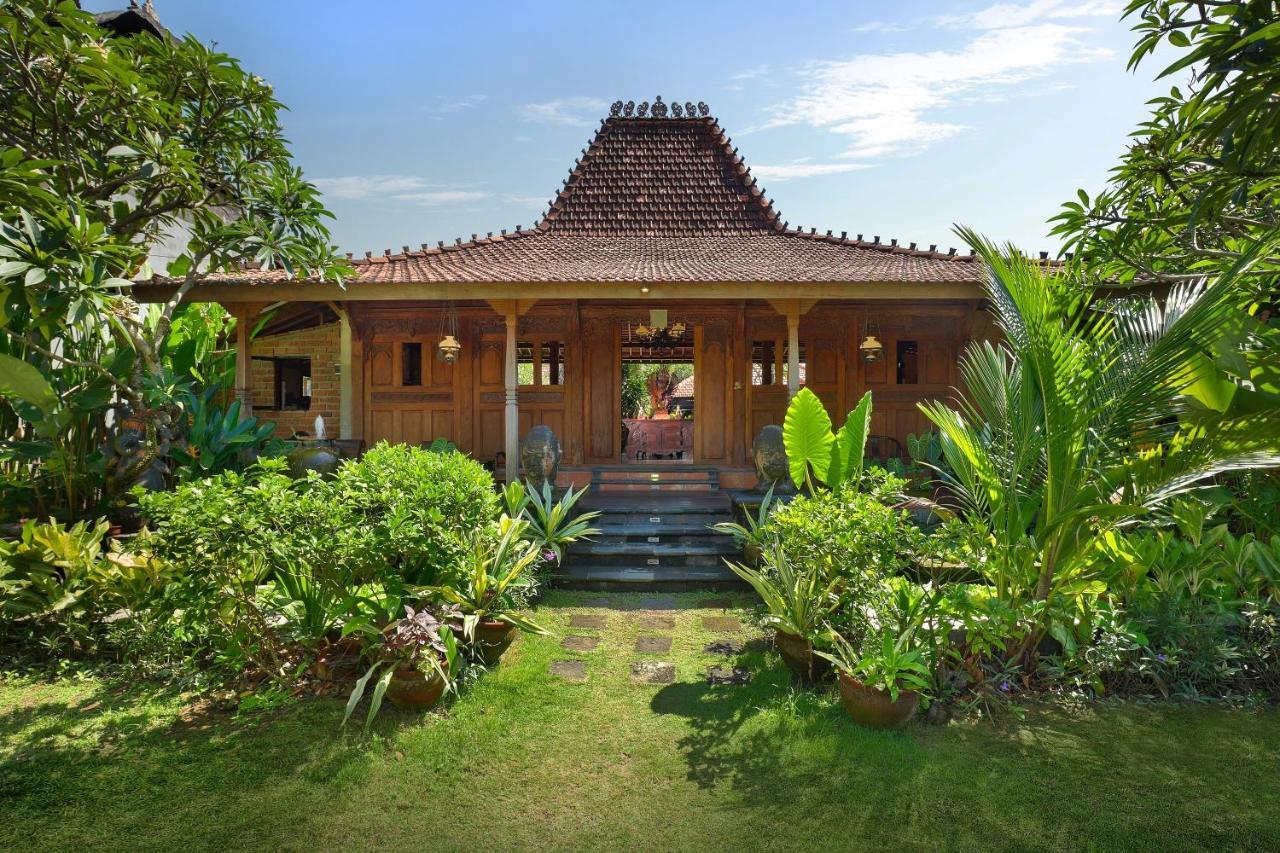 Mahe Garden Inn And Villas By Kamara Кута Экстерьер фото
